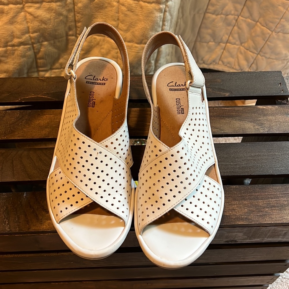 Clarks Collection Sandals, leather, Size 8 White, Velcro side closure